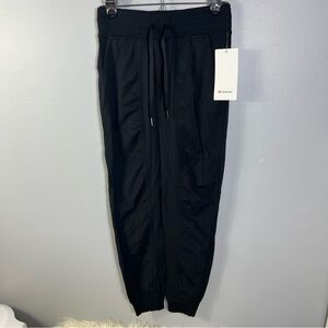 **Lululemon Dance studio Mid-Rise jogger
